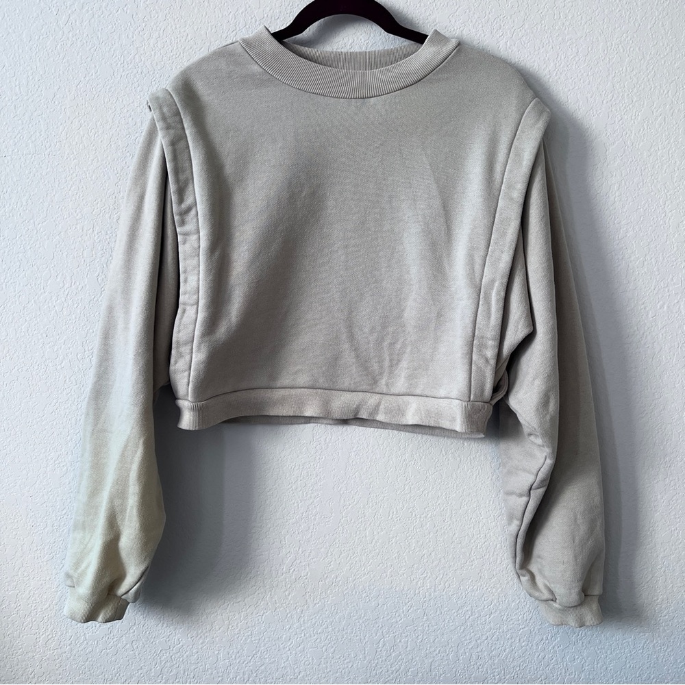 Alo Yoga Cropped Fresh Coverup Sweater Size Medium Tan Cream
